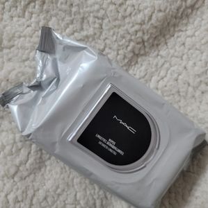 MAC Cosmetics Makeup Remover Wipes